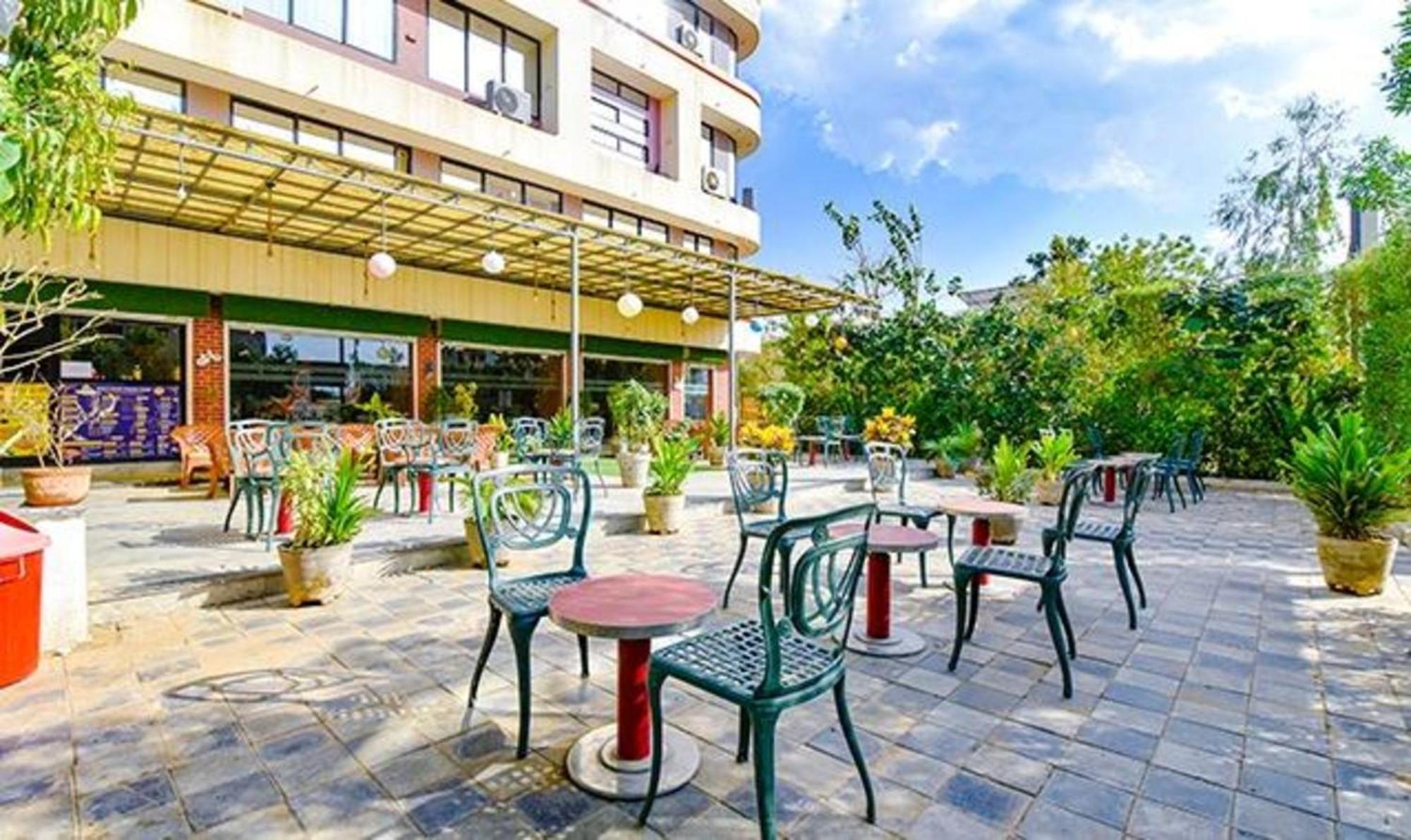 Fabhotel Siddharth Corporate - Vavol, Gandhinagar Zewnętrze zdjęcie